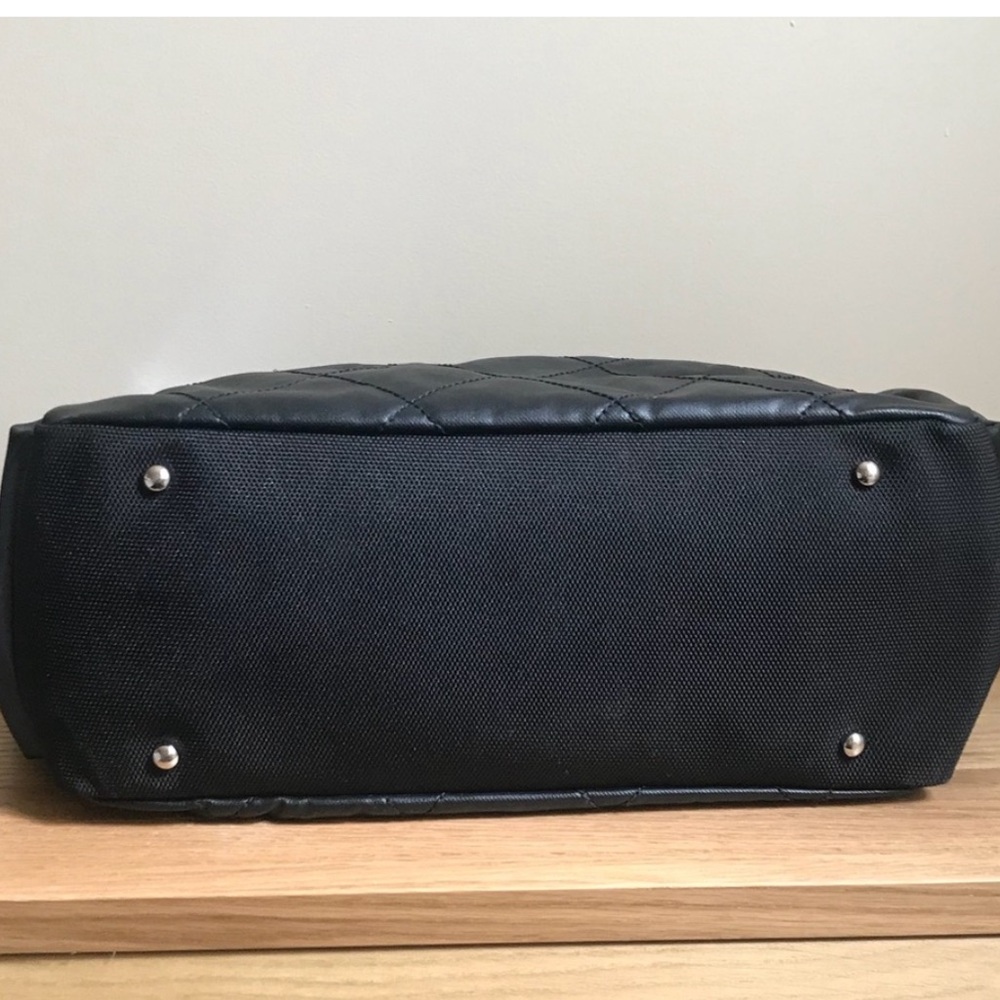 Authentic Chanel Large Bag - Picture 3 of 7